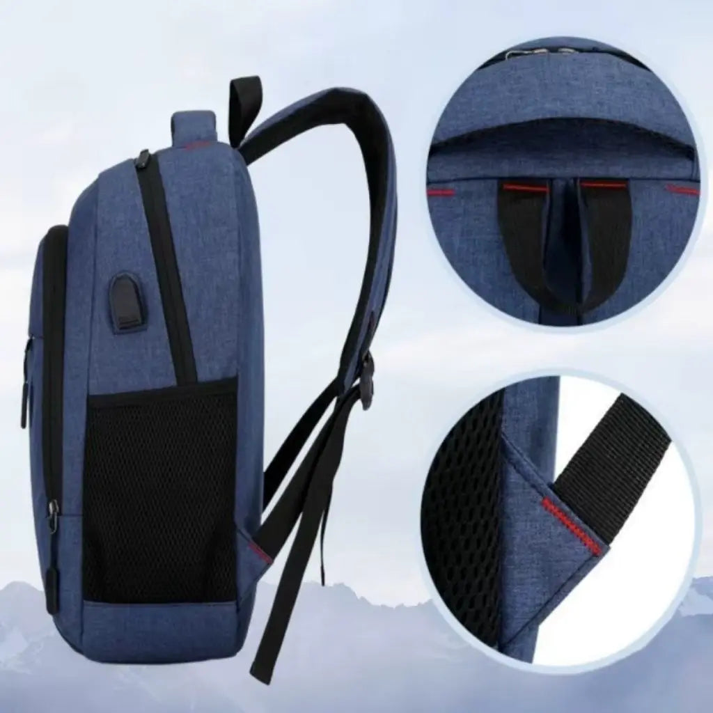 Zijkant van een kleine laptop rugzak 15.6 inch met een USB-oplaadpoort en ademende schouderbanden voor extra comfort.