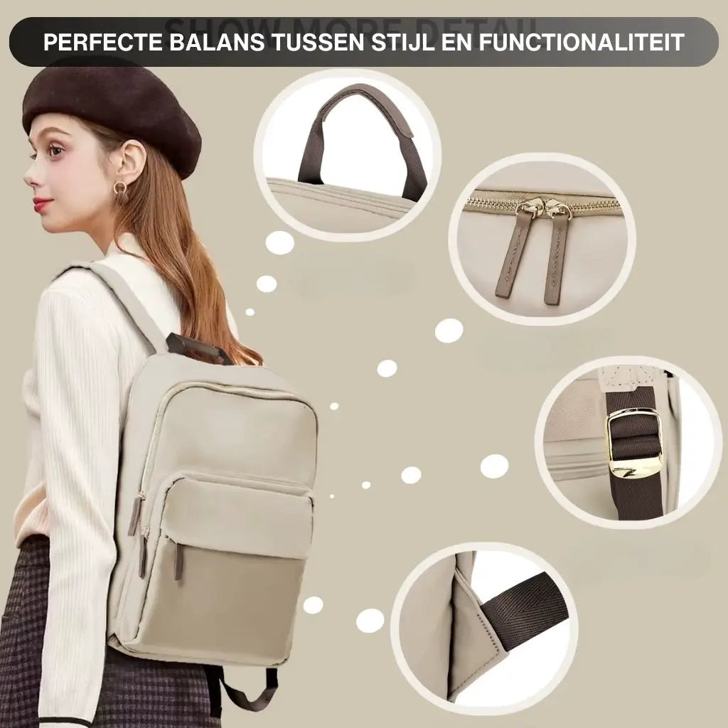 Een vrouw draagt een lichtbruine laptop rugzak op haar rug. De rugzak combineert stijl en functionaliteit met verstelbare schouderbanden en een ruim hoofdvak.