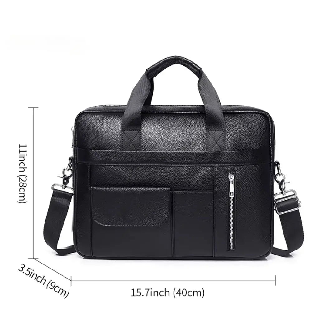 Afmetingen van de leren laptoptas heren zwart: 40cm breed, 28cm hoog en 9cm diep. De afbeelding toont de maatvoering van deze ruime zakelijke tas die geschikt is voor laptops en dagelijks professioneel gebruik.