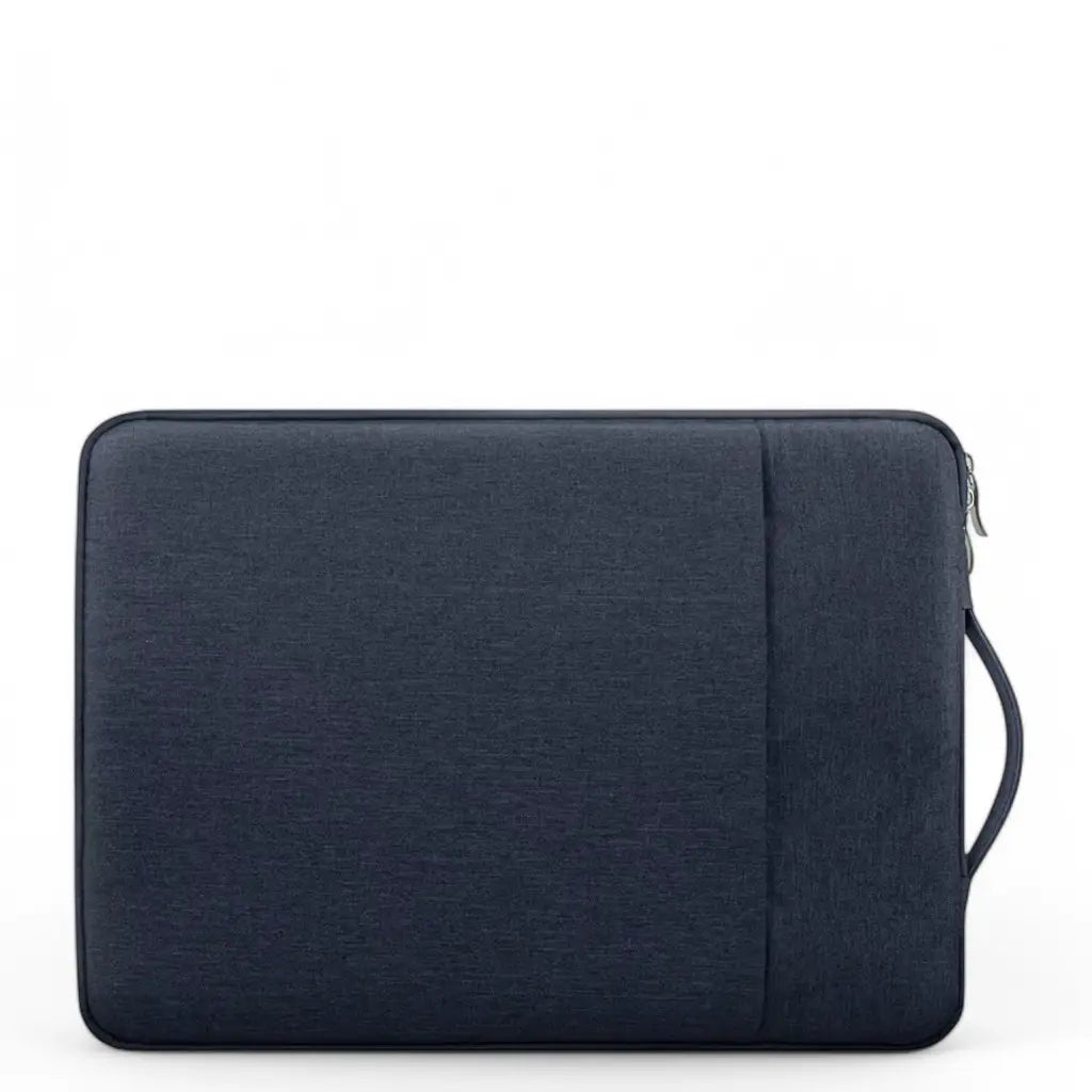 Blue laptop sleeve met donkerblauw textiel en praktisch handvat aan de zijkant.