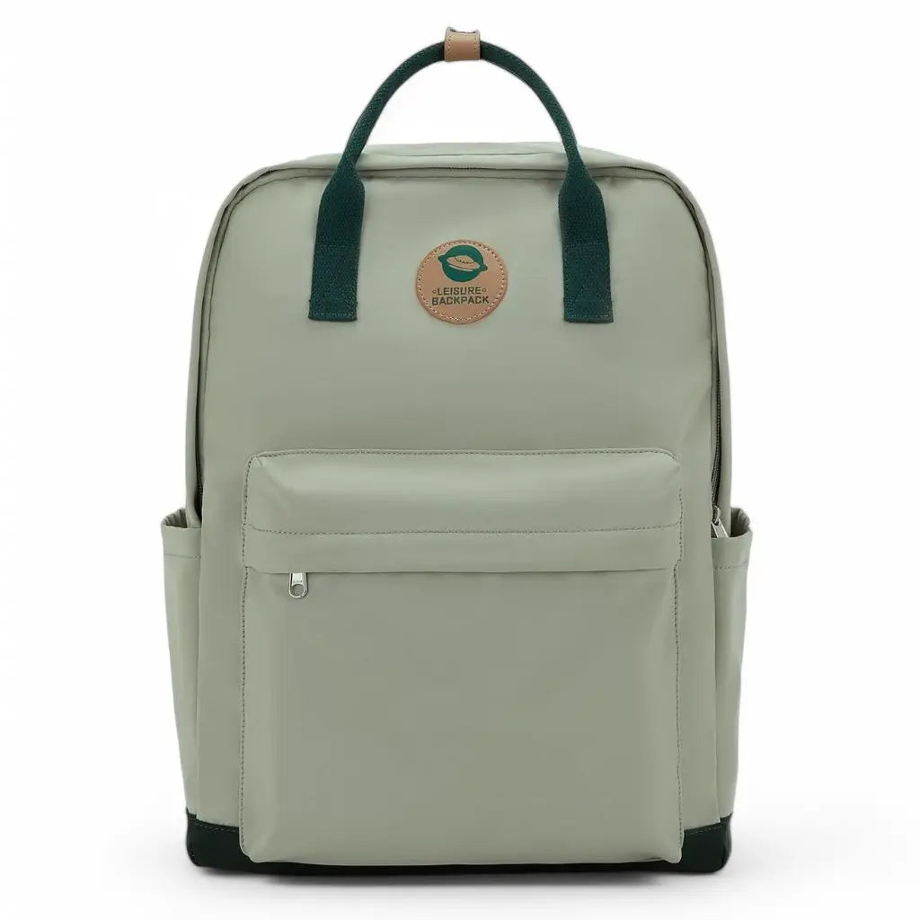 Vooraanzicht van een groene laptop rugzak 14 inch met een grote voorzak en stevige handvatten. Ideale rugzak voor school, werk of dagelijks gebruik.
