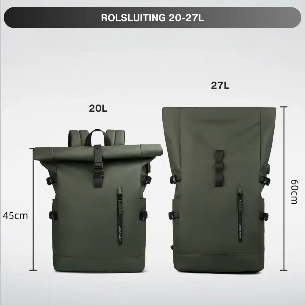 Laptop rugzak 15.6 inch met veel vakken in twee capaciteiten van 20L en 27L. De afbeelding toont beide formaten legergroene rolltop rugzakken naast elkaar met hun afmetingen van respectievelijk 45cm en 60cm hoog.
