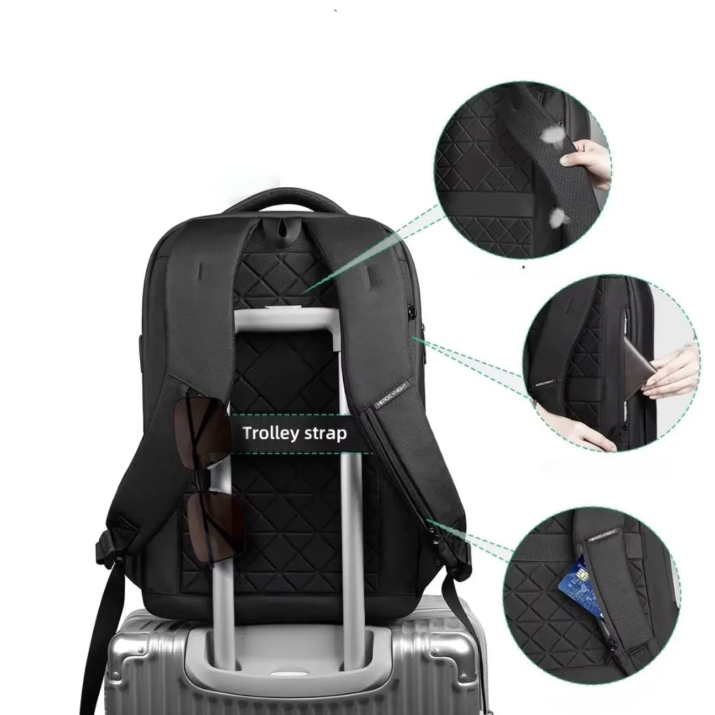 Zijaanzicht van een laptop rugzak 16 inch zwart, met een minimalistisch ontwerp en stevige gewatteerde schouderbanden voor maximaal draagcomfort.