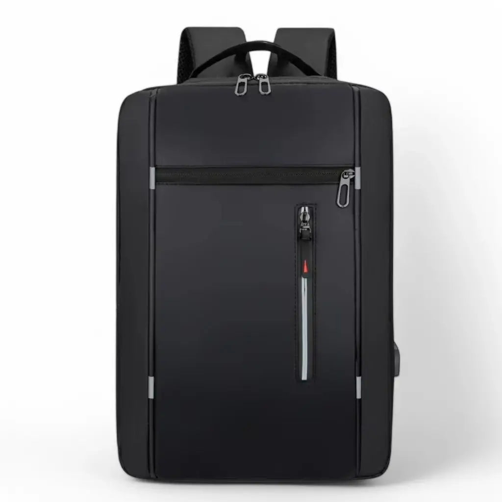 Een stijlvolle laptop rugzak heren 15.6 inch compact zwart gefotografeerd vanaf de voorkant. De rugzak heeft een zakelijk ontwerp met meerdere ritsvakken, waaronder een horizontale rits bovenaan en een verticale rits met reflecterende streep in het midden. Het slanke, minimalistische ontwerp wordt geaccentueerd door subtiele zilveren details en biedt een professionele uitstraling voor zakelijk gebruik.