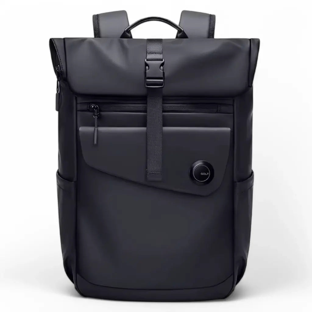 Strakke en waterdichte laptop rugzak heren 16 inch in zwart, met roll-top sluiting, voorvak met gesp en zijvakken voor extra opbergruimte.
