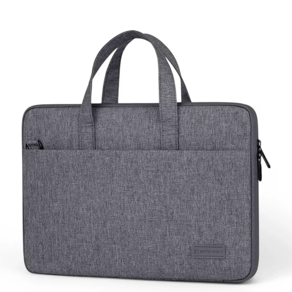 Een lichte laptoptas dames 17 inch grijs gemaakt van duurzaam textiel met een melange-effect, voorzien van stevige handgrepen en een BRINCH merklabel in donkergrijs.