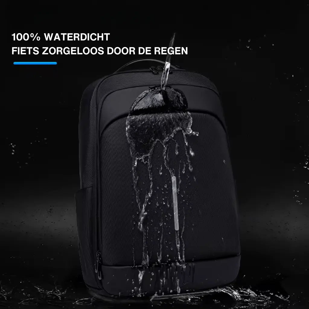 Demonstratie van waterdichte laptop rugzak school 16 inch waarbij water eraf stroomt zonder door te dringen, perfect voor Nederlandse fietsers die door regen moeten fietsen.